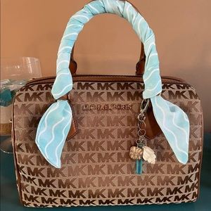 Michael Kors Bedford Satchel - Large